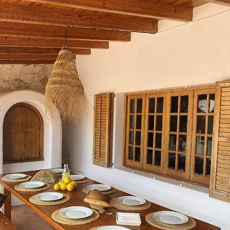 Authentic With Amazing Pool Willa Santa Gertrudis (Ibiza)