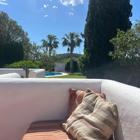 Villa Authentic With Amazing Pool *