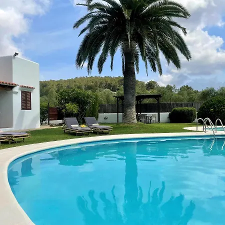 Βίλα Authentic With Amazing Pool