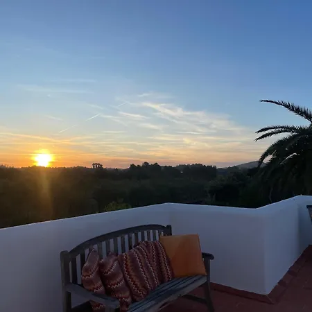 Βίλα Authentic With Amazing Pool *